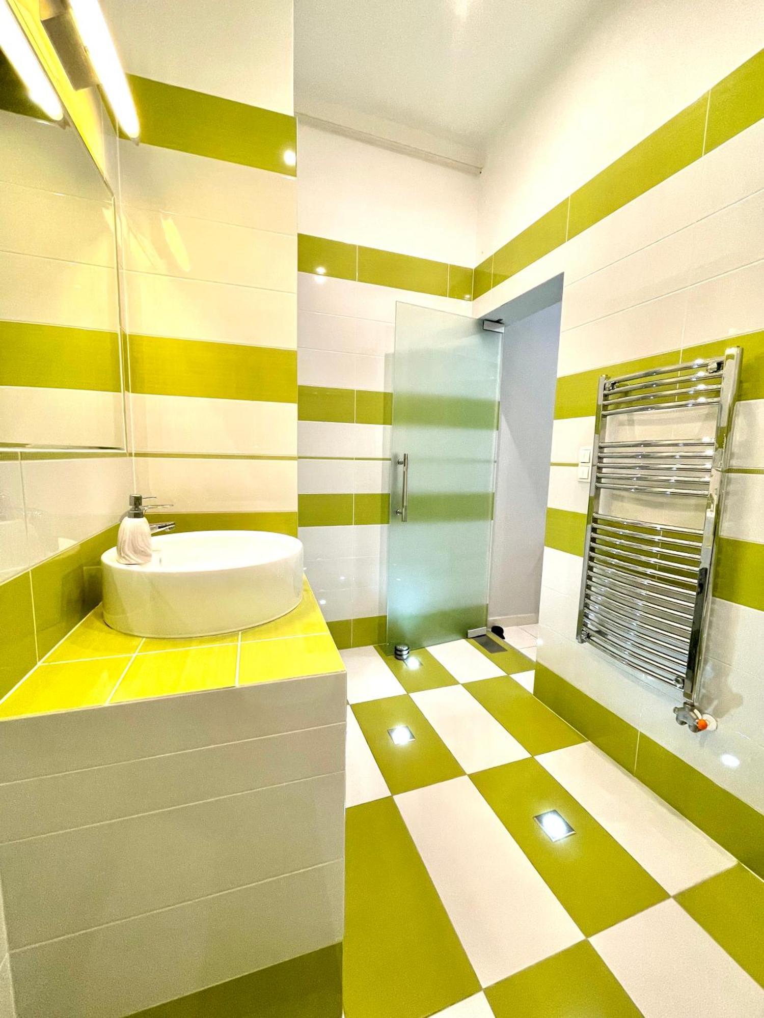 Amazing Swedish 3 Rooms Apartment In The City Center Budapest Kültér fotó