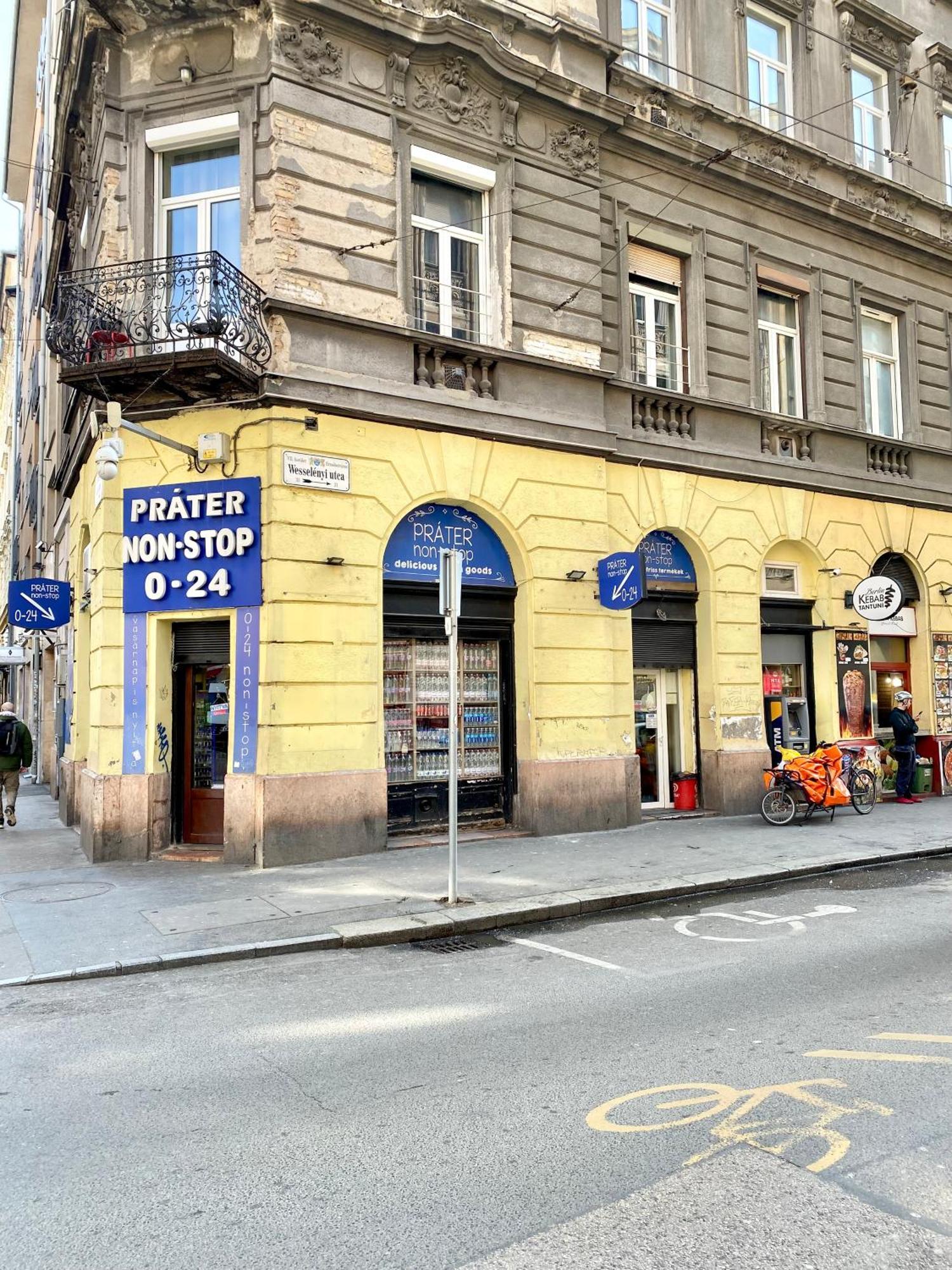 Amazing Swedish 3 Rooms Apartment In The City Center Budapest Kültér fotó